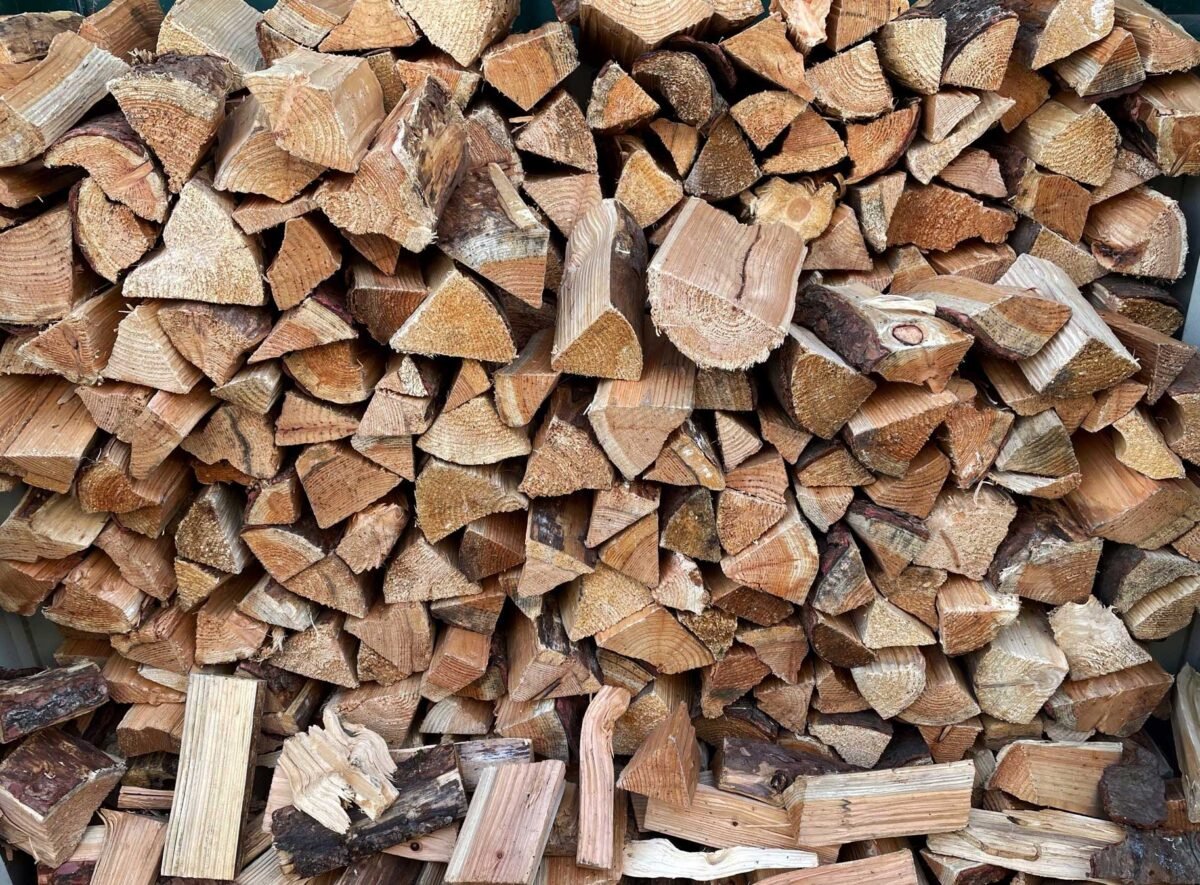 Softwood Kiln-Dried Seasoned Firewood Logs - Pembrokeshire/Local Deliveries